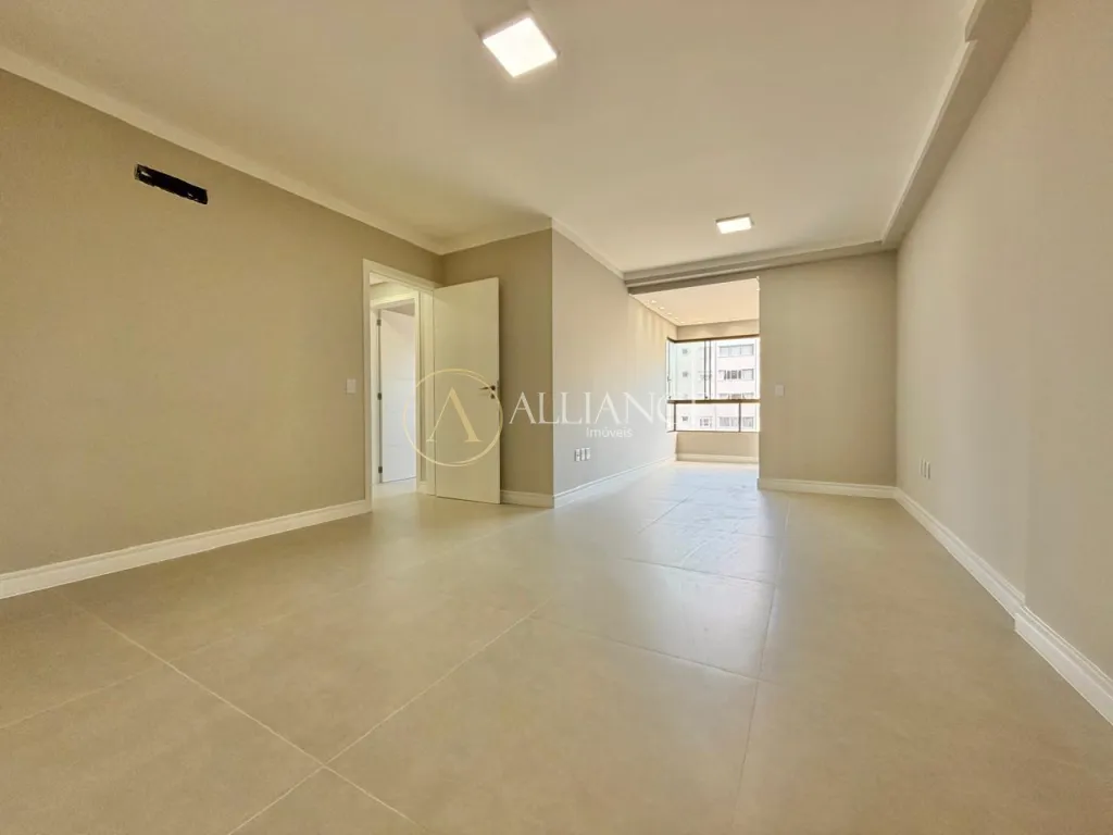 Apartamento 2 quartos/dormitórios, 1 Suíte de frente no Bairro Centro — foto 1