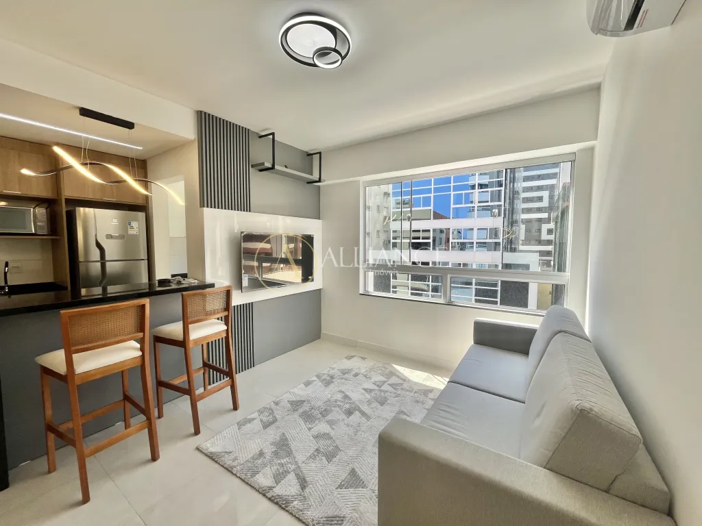 Apartamento 2 quartos/dormitórios, 1 Suíte no Bairro Zona Nova — foto 1