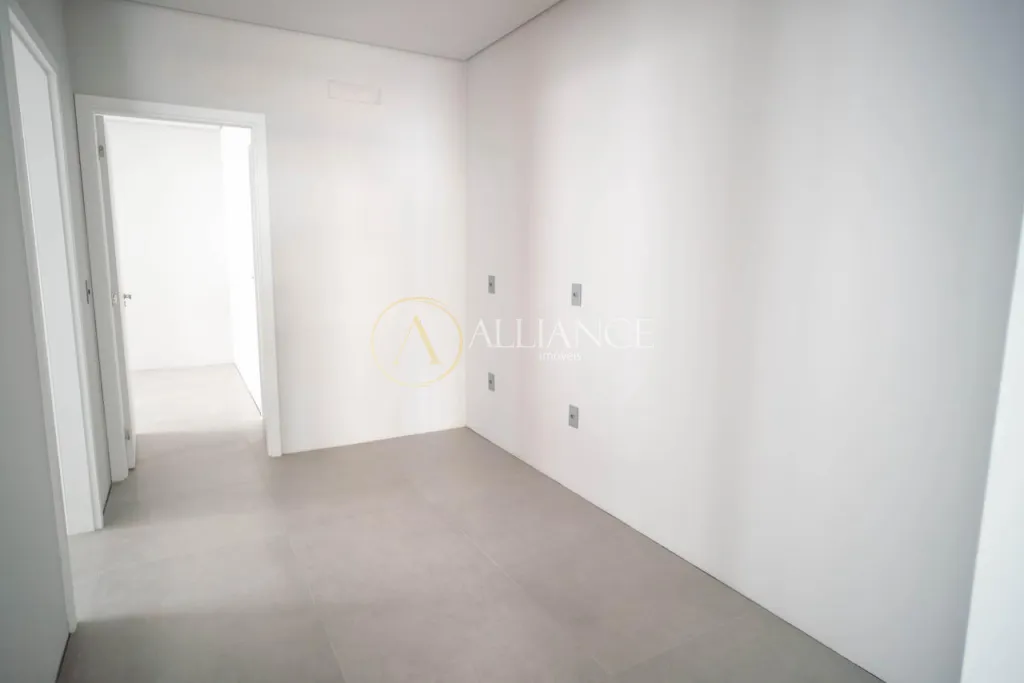 Apartamento a venda em Capão da Canoa — foto 1
