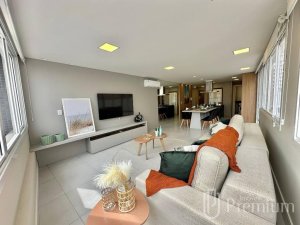 Apartamento em Zona Nova