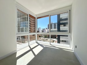 Apartamento em Zona Nova