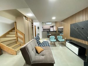 Casa de Bairro em Zona Nova