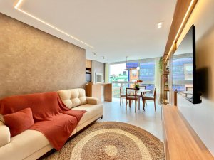 Apartamento em Zona Nova