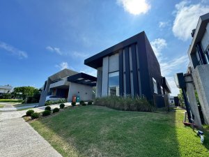 Casa em Condomínio em Capão Da Canoa