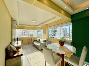 Apartamento em Zona Nova