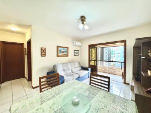 Apartamento em Zona Nova