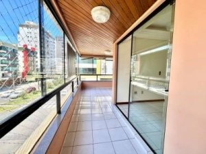 Apartamento em Centro