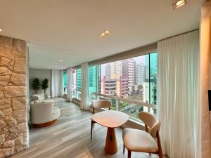 Apartamento em Zona Nova