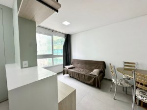 Apartamento em Zona Nova