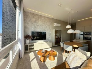 Apartamento em Zona Nova