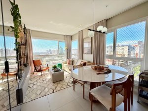 Apartamento em Centro