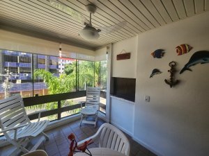 Apartamento em Zona Nova