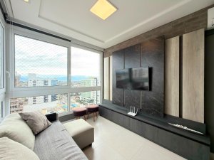 Apartamento em Zona Nova