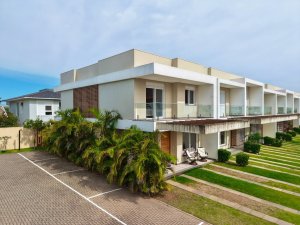 Casa em Condomínio em Zona Nova