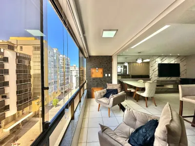 Apartamento em Zona Nova