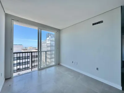 Apartamento 2 quartos/dormitórios, 1 Suíte de frente no Bairro Zona Nova — foto 2