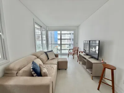 Apartamento 3 quartos/dormitórios, 1 Suíte de frente no Bairro Zona Nova (Copia) — foto 2
