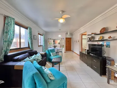 Apartamento mobiliado de 2 dormitótios a venda! — foto 3