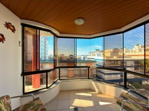Apartamento em Centro