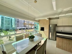 Apartamento em Zona Nova